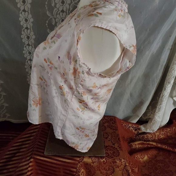 Bella DAHL size small top cap sleeves lightpinkwith flowered print tie neckline, - Picture 5 of 7